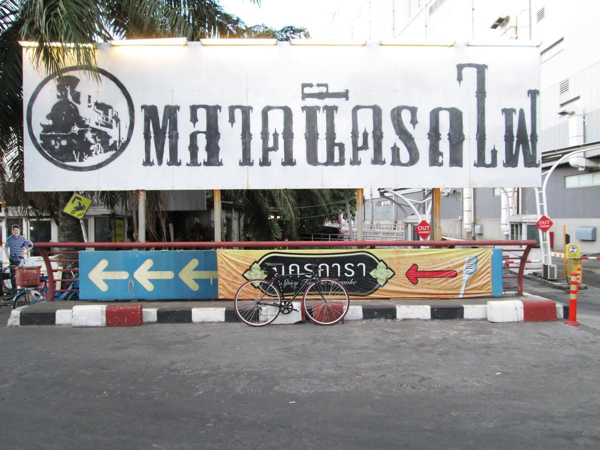 Nexchange Hostel Bangkok Bagian luar foto