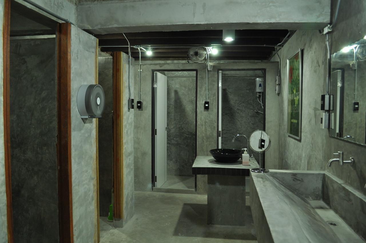 Nexchange Hostel Bangkok Bagian luar foto