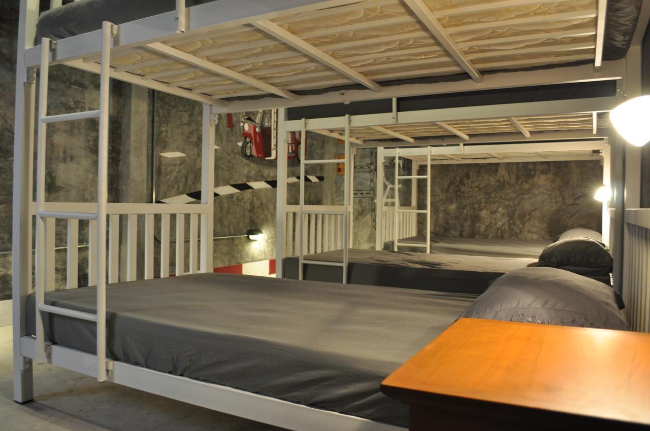 Nexchange Hostel Bangkok Bagian luar foto